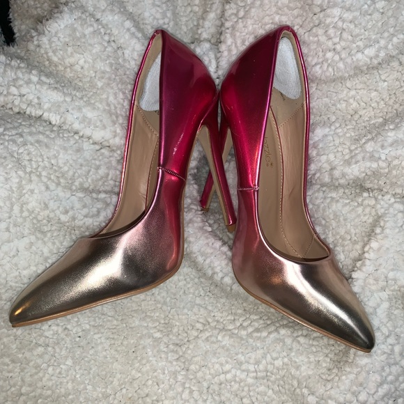 Shoe Dazzle Women's Metallic Pink Heels - Picture 2 of 6